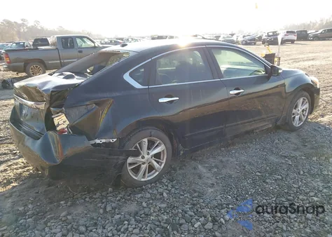 2015 Nissan Altima 2.5 Sv z USA, uszkodzony, nr VIN 1N4AL3AP8FC112437